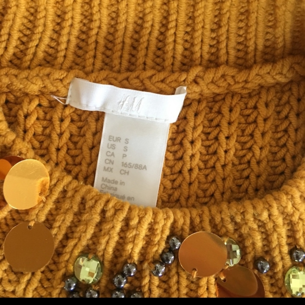 H&M Embellished Sequin Vest - Picture 6 of 16